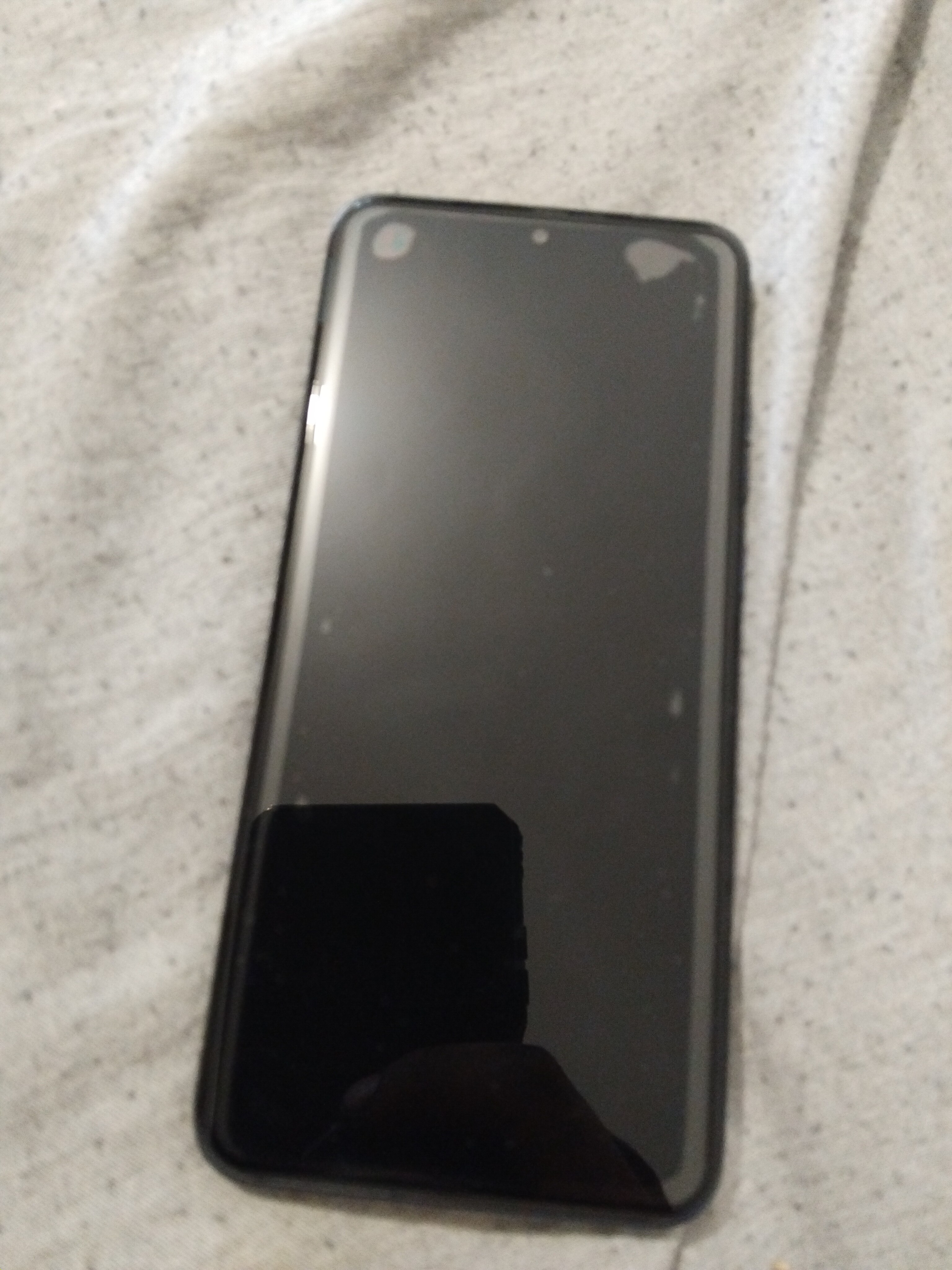 Folie Sticla CASEY STUDIOS™ pentru Motorola Edge 70, Full Cover 3D, Full Glue, Duritate Militara, Protectie Profesionala Ecran 3D, Anti Zgarieturi, Margini Negre