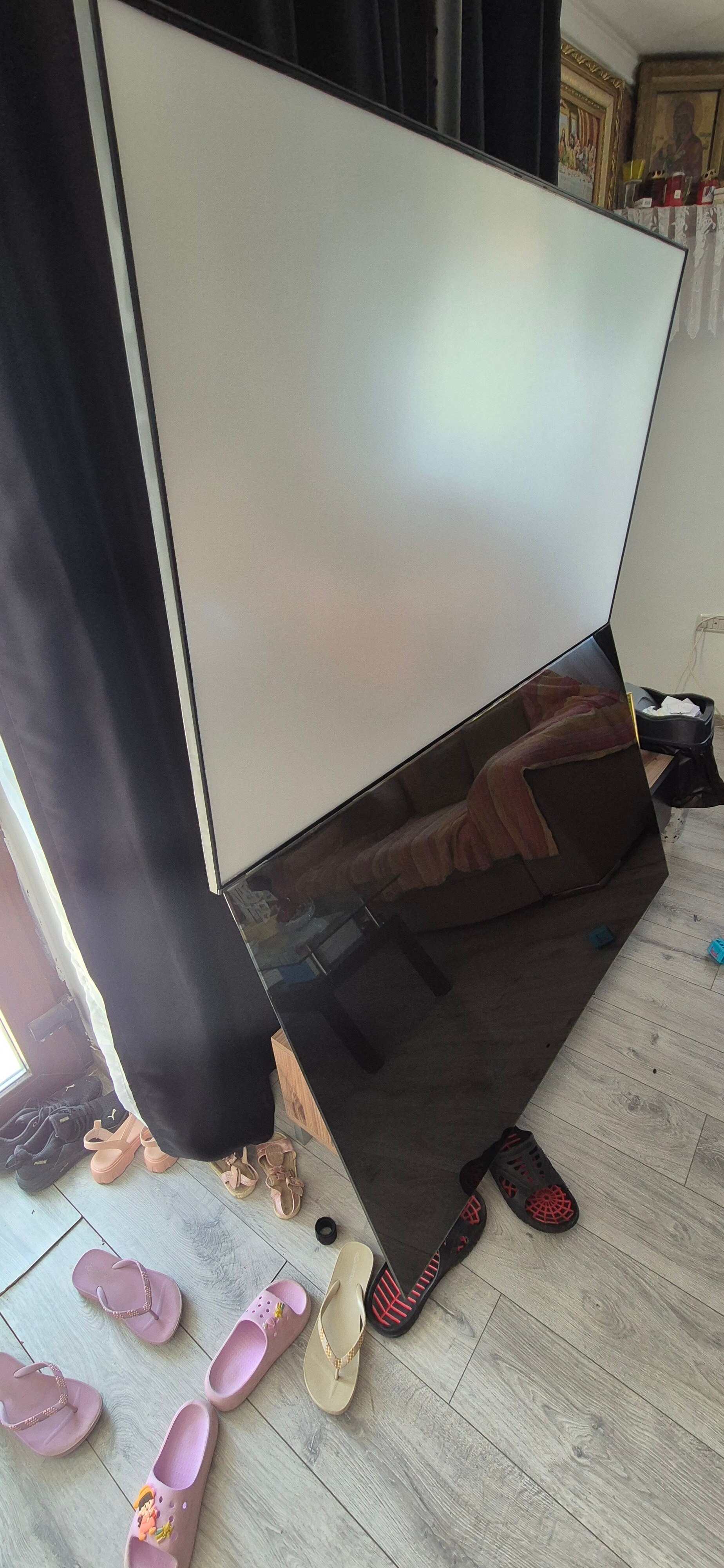 Televizor Samsung 82TU8072, 207 cm, Smart, 4K Ultra HD LED, Clasa G