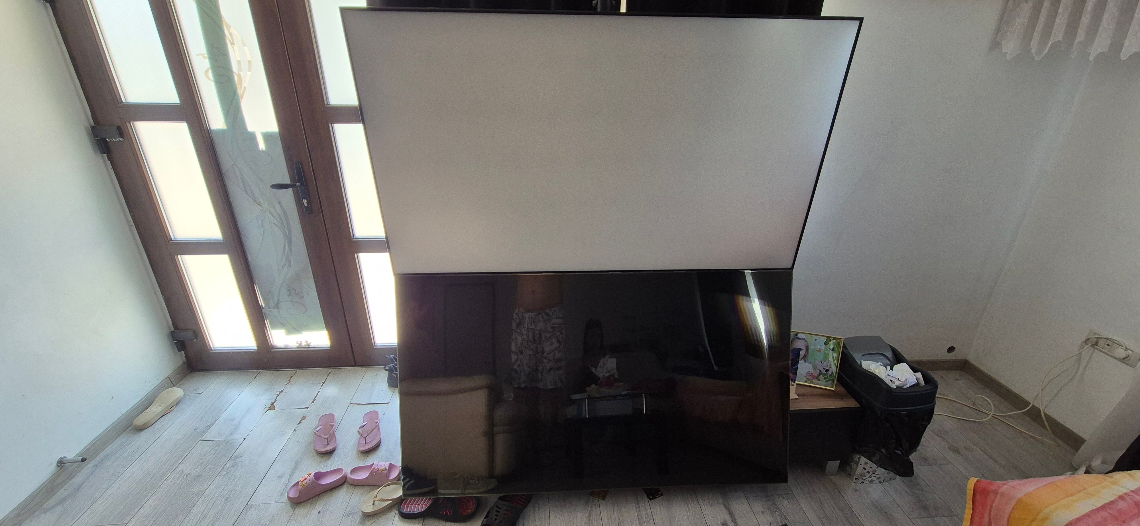 Televizor Samsung 82TU8072, 207 cm, Smart, 4K Ultra HD LED, Clasa G