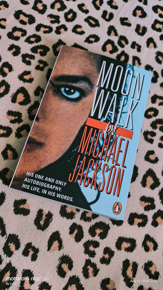 Moonwalk - Michael Jackson - eMAG.ro