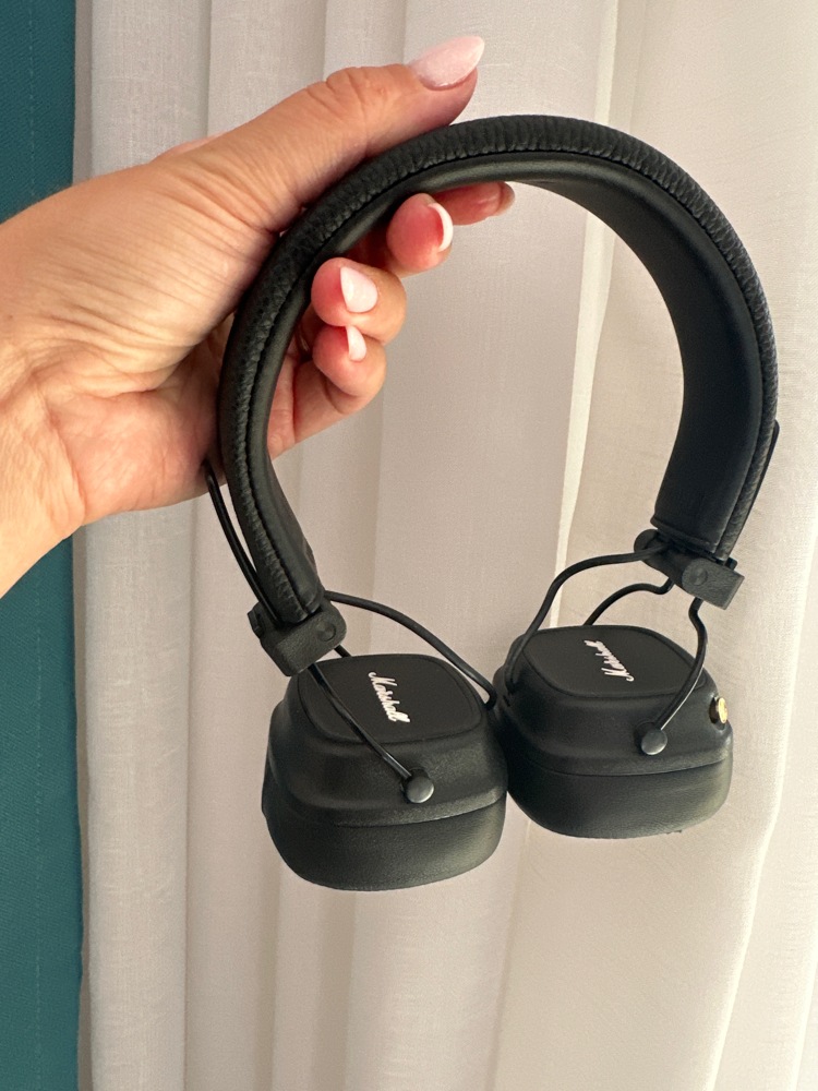 Casti audio Marshall Major IV, Bluetooth maro - eMAG.ro