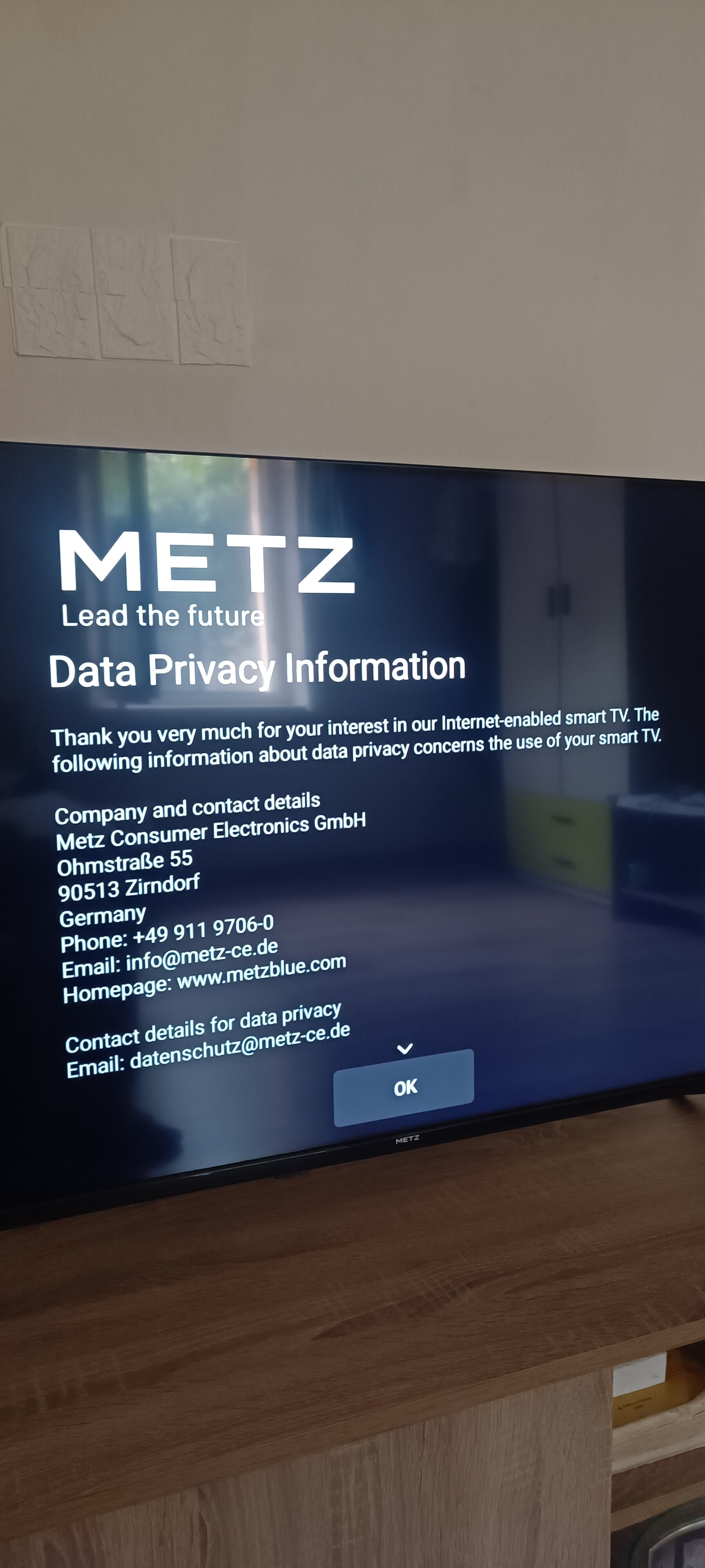 Televizor METZ QLED 55MQH7500Z, 139 cm, Smart Google TV, 4K Ultra HD, Clasa E (Model 2026)