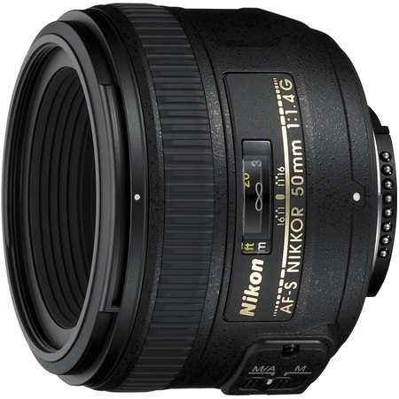 Обектив Nikon AF-S DX NIKKOR 50мм F1.4G