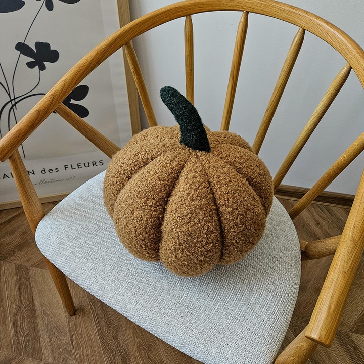 Decordruk díszpárna, göndör textúra, tökminta, 35x22cm, barna