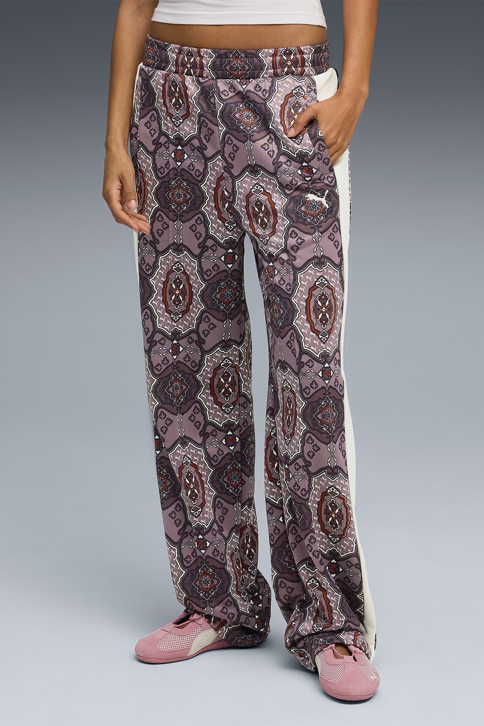 Puma, Pantaloni de trening relaxed-fit cu model, Rosu, Alb fildes, Violet prafuit, XS