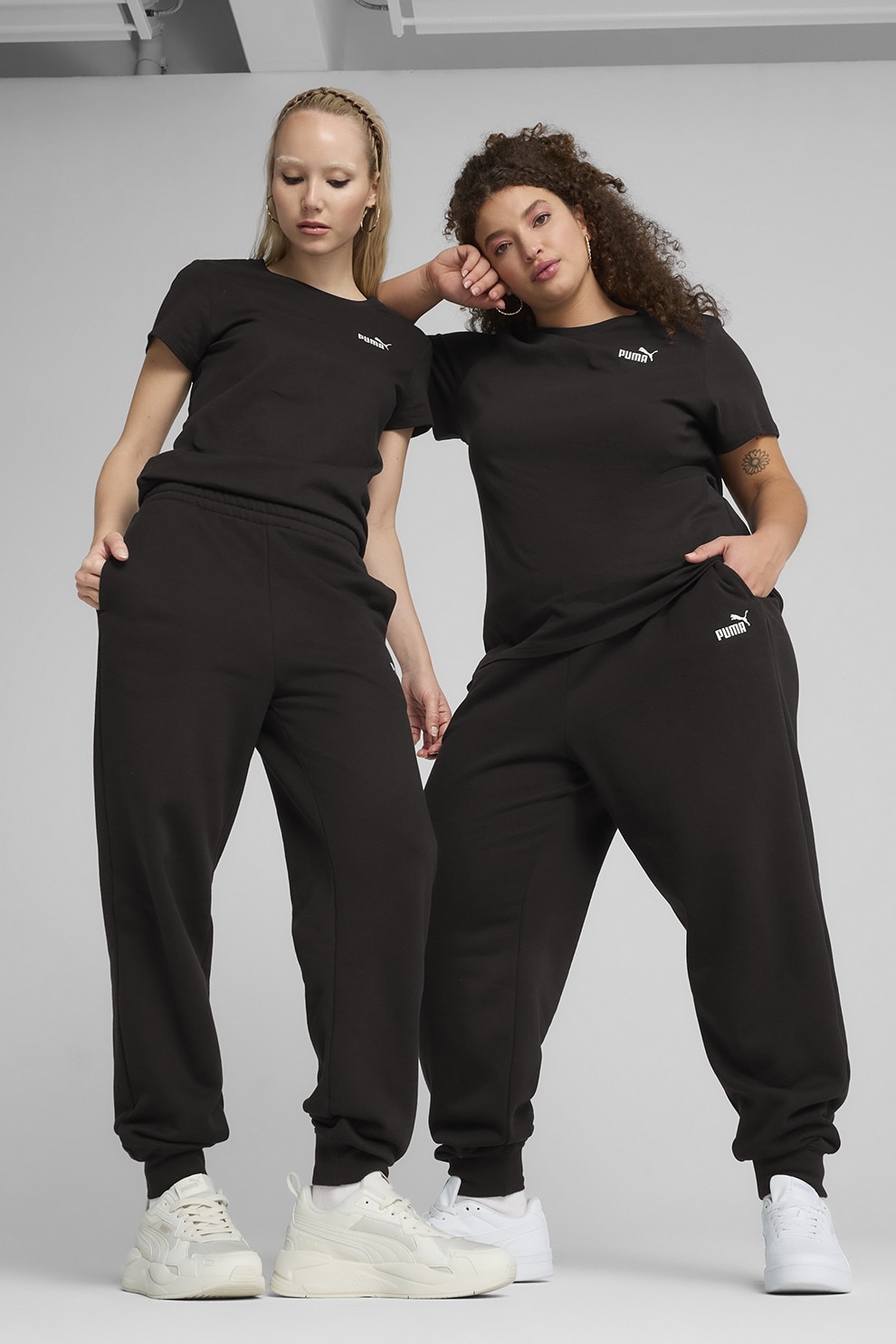 Puma, Pantaloni de trening relaxed-fit cu logo brodat discret, Negru, S