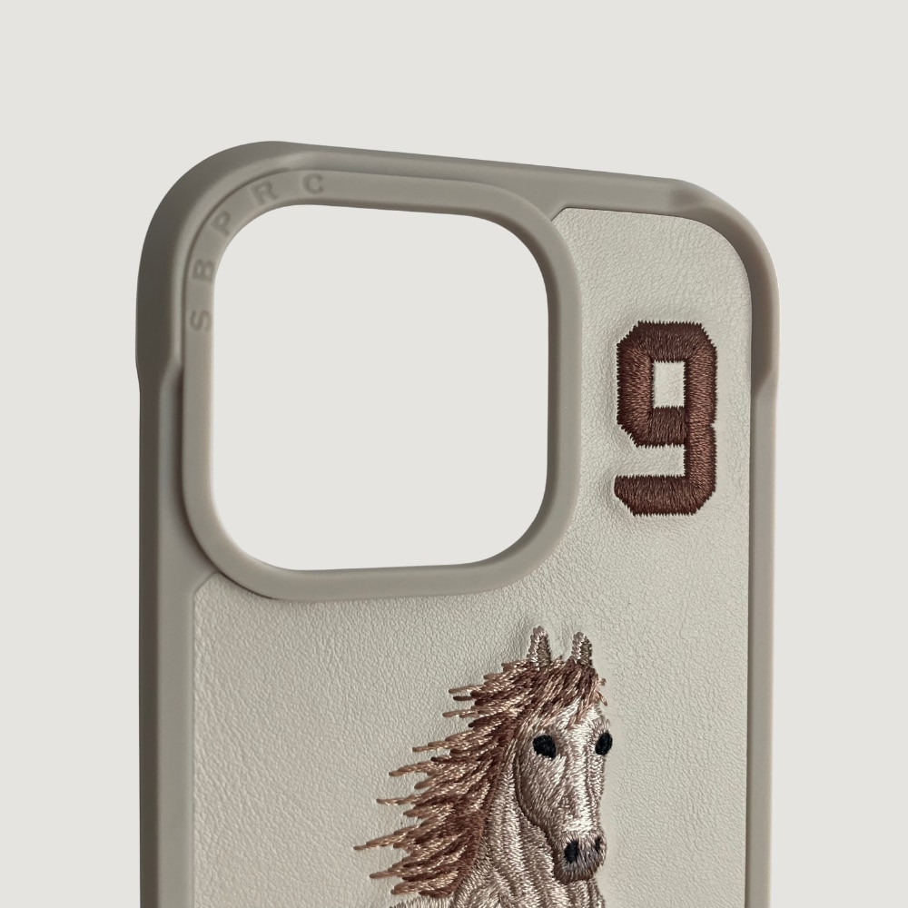 Husa Premium pentru iPhone 16 Pro Max Santa Barbara Polo & Racquet Club Boris Beige, Broderie