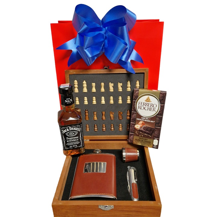 Set cadou pentru barbati, cutie si piese Sah, tirbuson, sticla si pahar, Jack Daniel`s 0.2L, ciocolata, cutie cadou