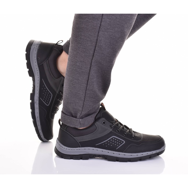 Ghete barbati Martinus, piele ecologica, durabile, usoare, negre, 42 EU