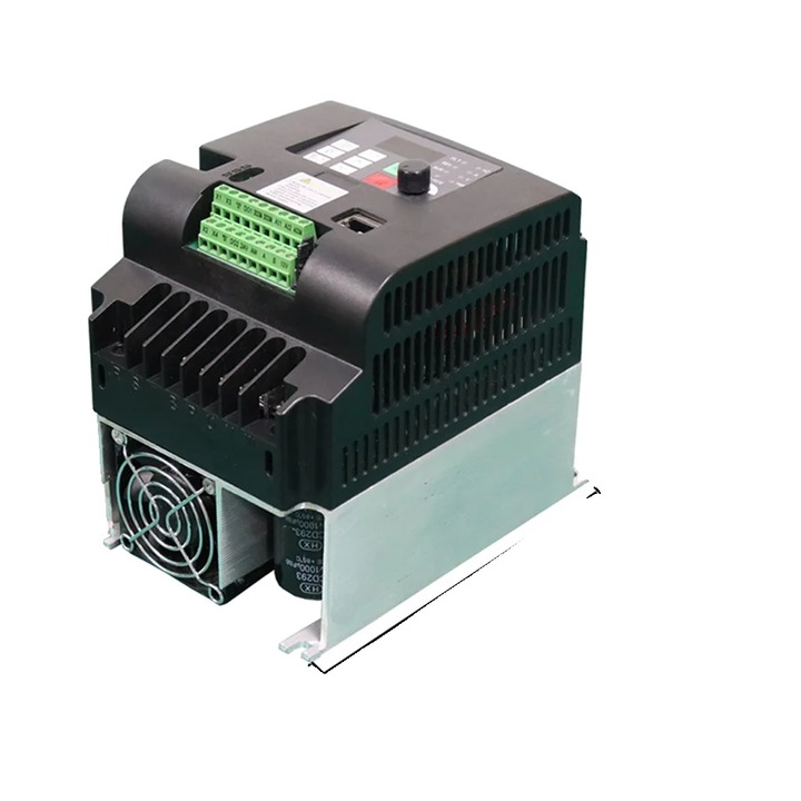 Инвертор 4KW 5HP, монофазен вход 220V, трифазен изход 380V, честота 0-600Hz, векторен контрол