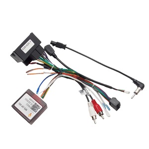 Adaptateur de faisceau de câblage pour voiture avec boîtier Canbus pour