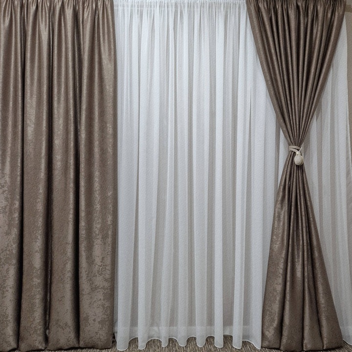 Комплект от 2 завеси за плътно затъмняване, кадифен модел, едноцветни MASTEL 250x245смx2, цвят taupe кафяв