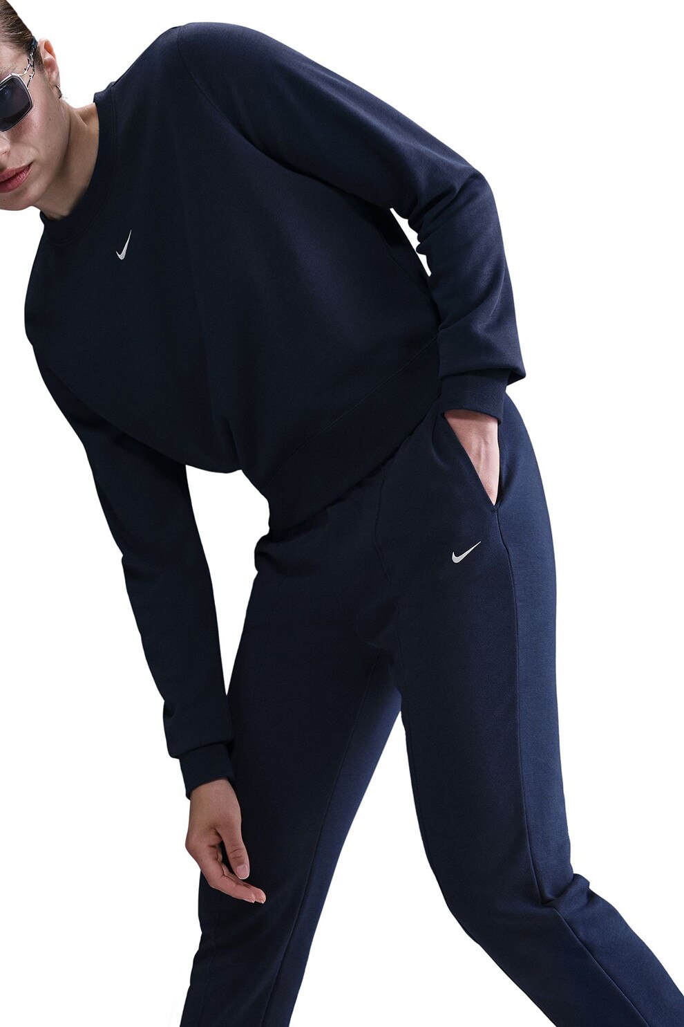 Nike, Pantaloni de trening din amestec de bumbac cu buzunzare laterale, Bleumarin, M