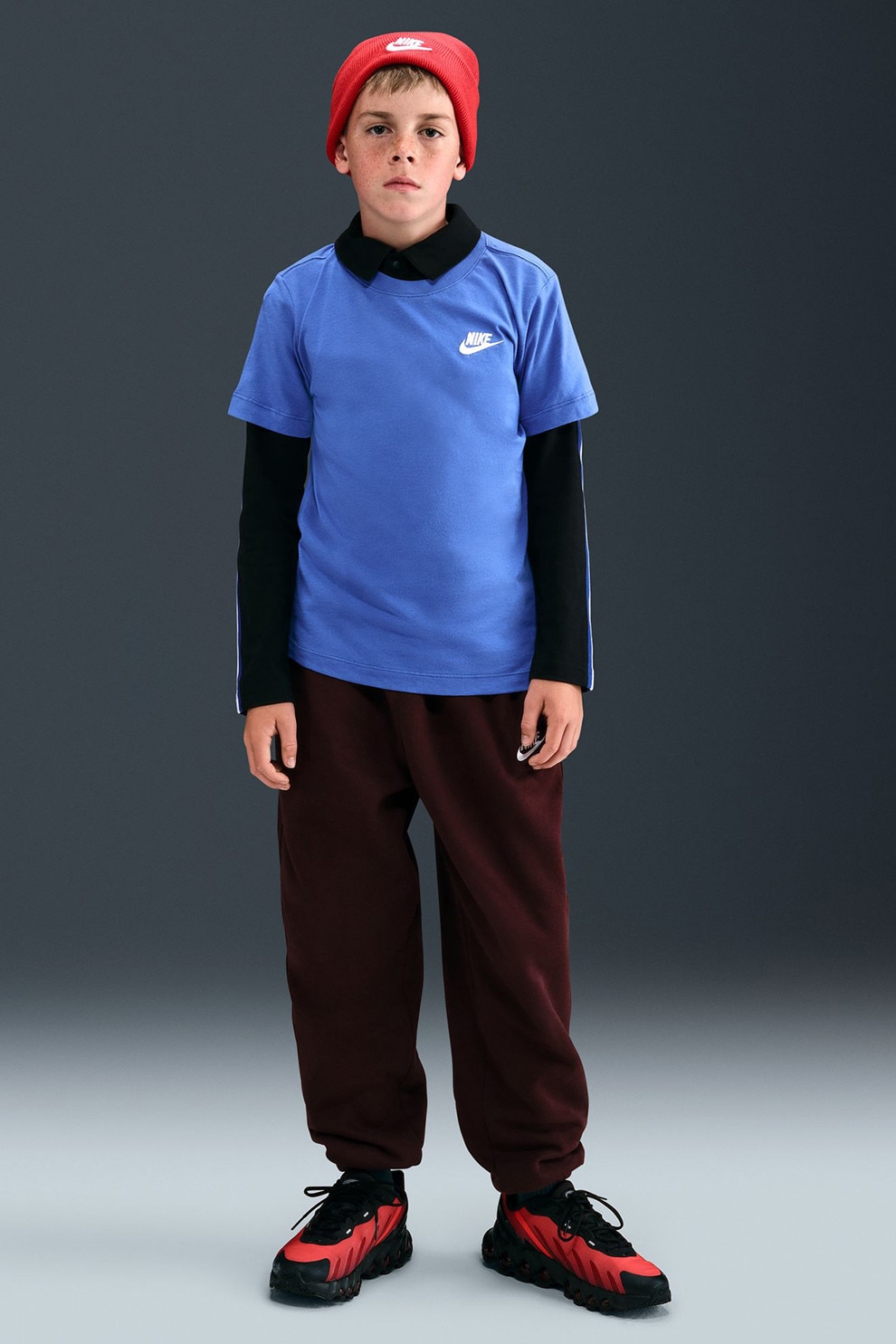 Nike, Tricou din bumbac cu decolteu la baza gatului Futura, Albastru deschis, 122-128 CM