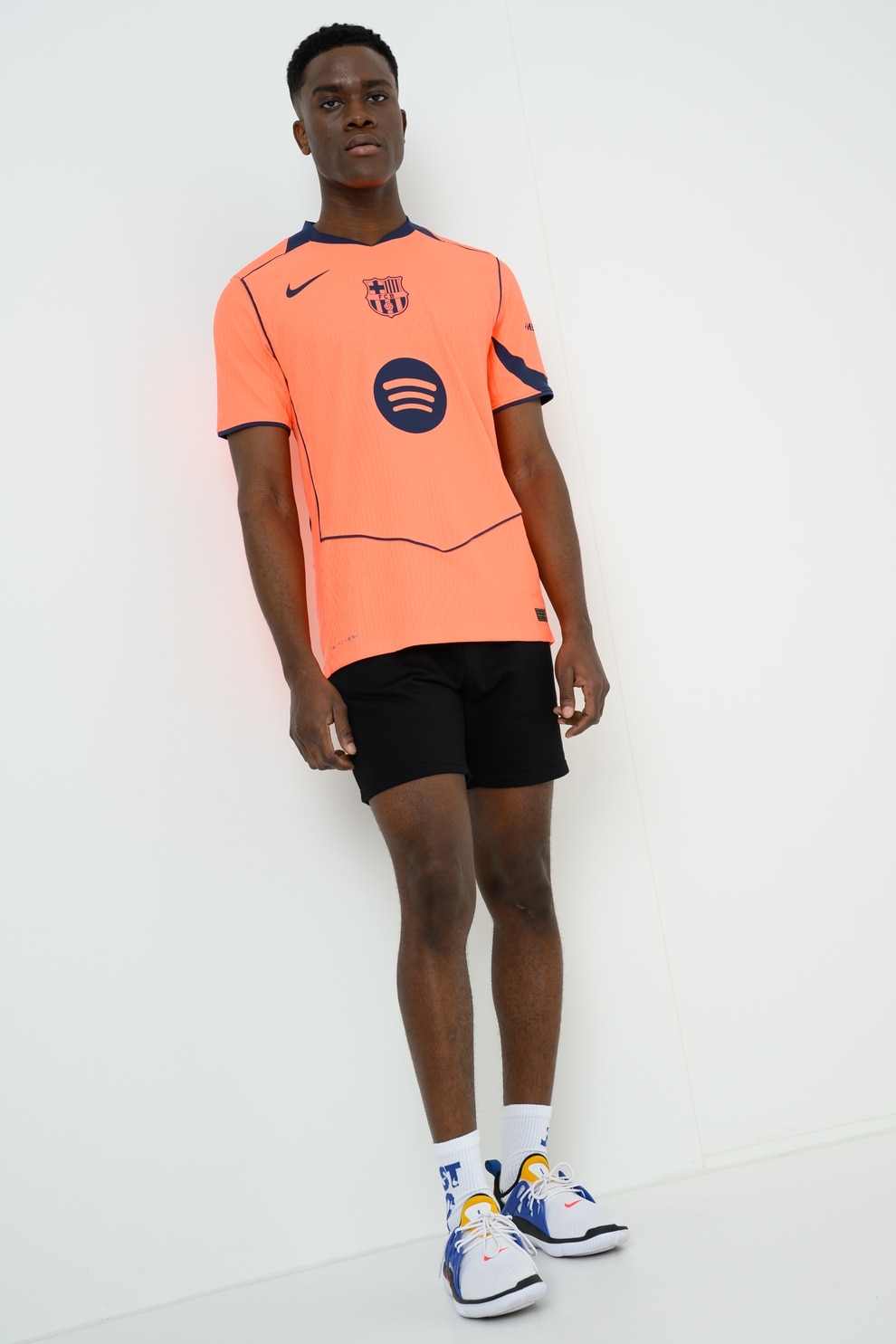 Cauți nike fc barcelona? Alege din oferta eMAG.ro