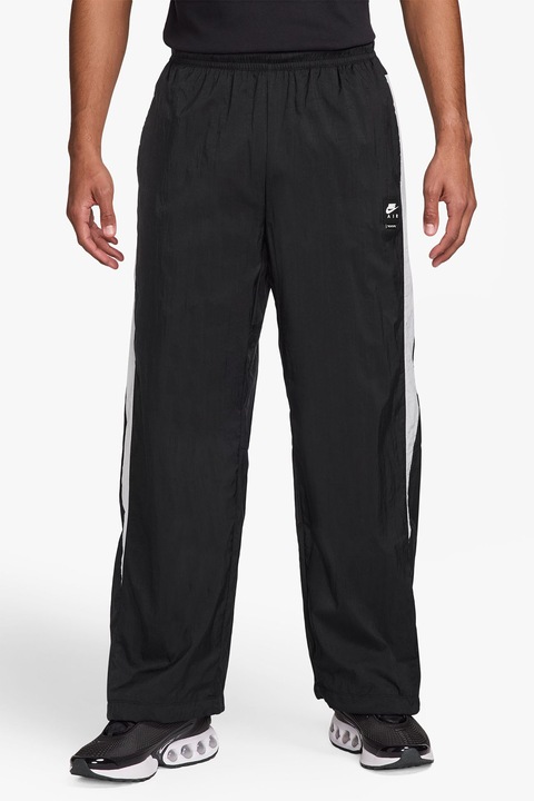Nike, Pantaloni de trening cu buzunare cu fermoar si snururi la terminatie, Alb/Negru