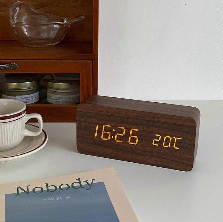 Ceas desteptator din lemn, digital LED, cu luminozitate reglabilă și temperatură, 10x5x8cm