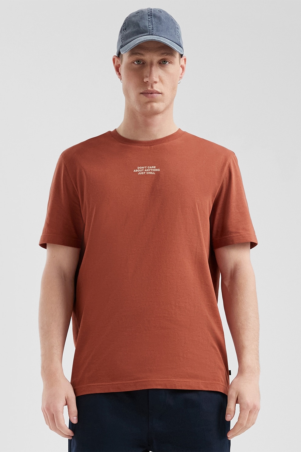 s.Oliver, Tricou de bumbac cu decolteu la baza gatului si text, Caramiziu, M