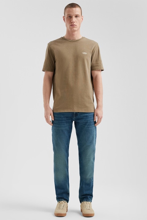 QS, Прави дънки с миди талия, Прашно синьо