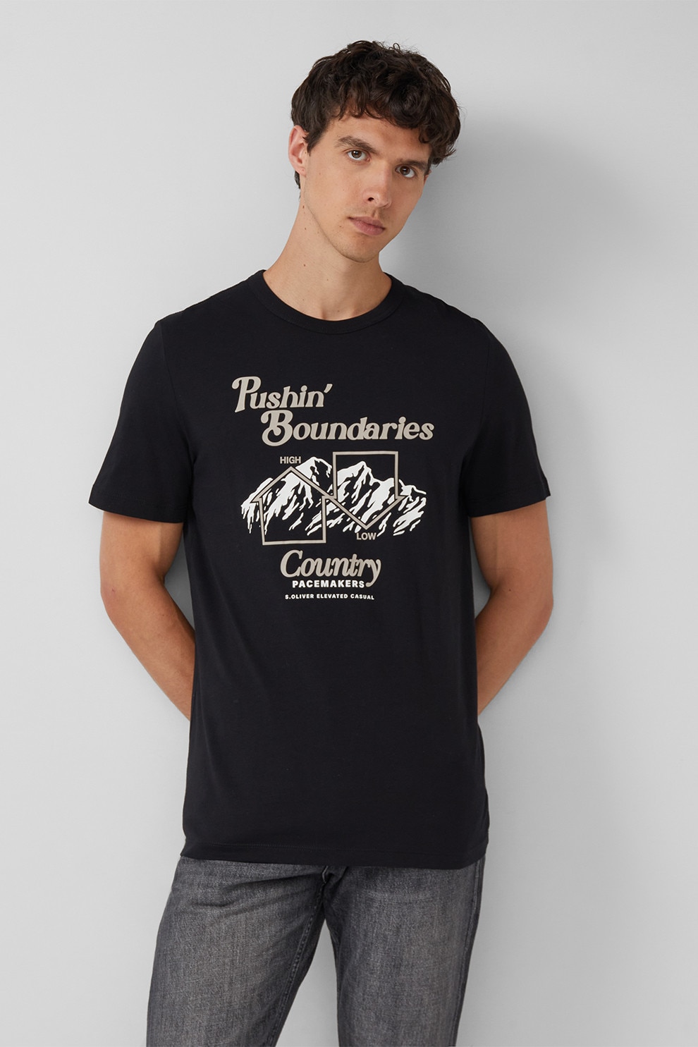 s.Oliver, Tricou de bumbac cu imprimeu grafic, Negru, Maro taupe, M