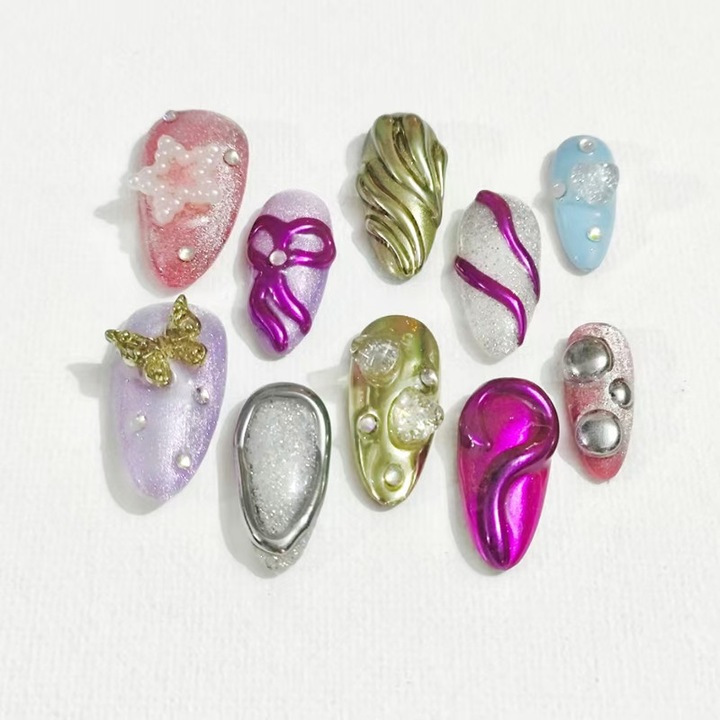 Set 10 Unghii Presate Handmade, Forma Almond, cu Pietre Artificiale, Fluturi, Stele & Designuri 3D, Multicolor, Marime S