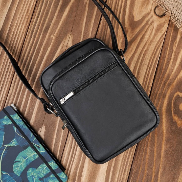 Férfi oldaltáska Abruzzo, természetes bőr, 4 zseb, fekete, 22x15x10cm