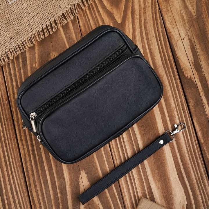 Férfi oldaltáska természetes bőrből, fekete, 4 zsebbel, 20x14x8cm