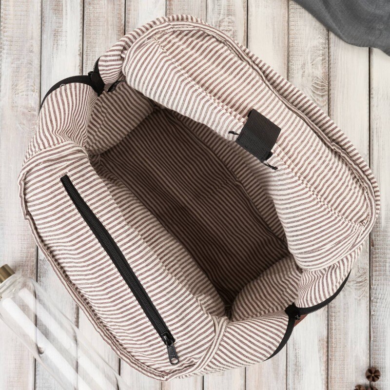 Rucsac laptop A4, E-22-BR, 4 buzunare, maro Paolo Peruzzi