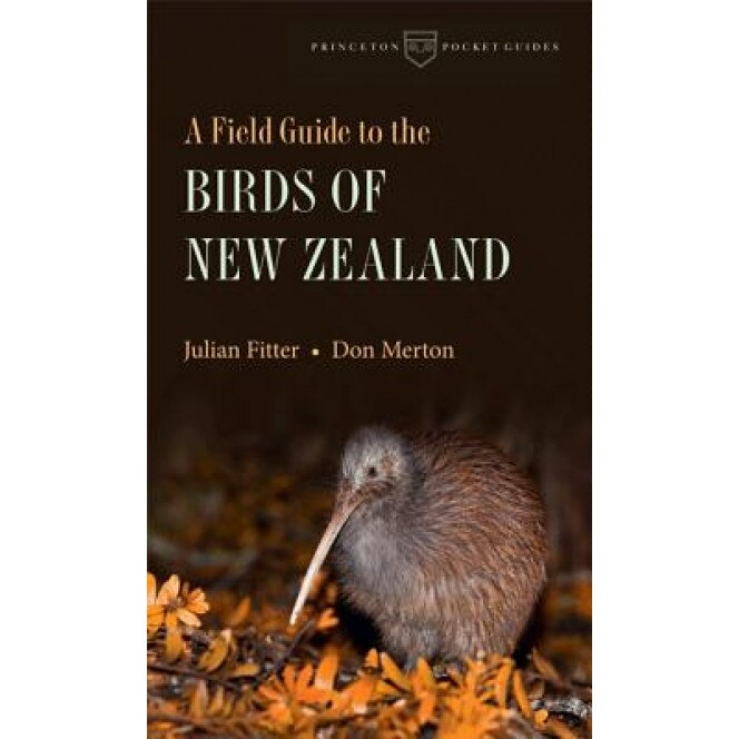 A Field Guide to the Birds of New Zealand, Julian Fitter (Author)