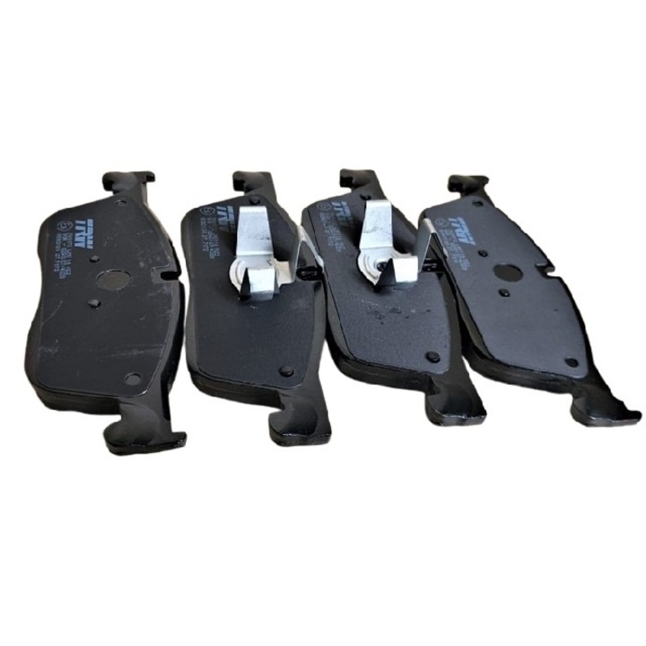 Első fékbetét készlet, TRW, Land Rover és Jaguar E-Pace 2017>/Discovery Sport 2015/Range Rover Evoque 2012-höz, LR072681 FK72-2K021-CA