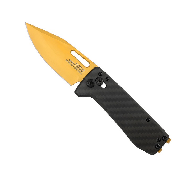 Cutit SOG Ultra XR, CRYO CPM S35VN, maner fibra carbon, clip titan, urban