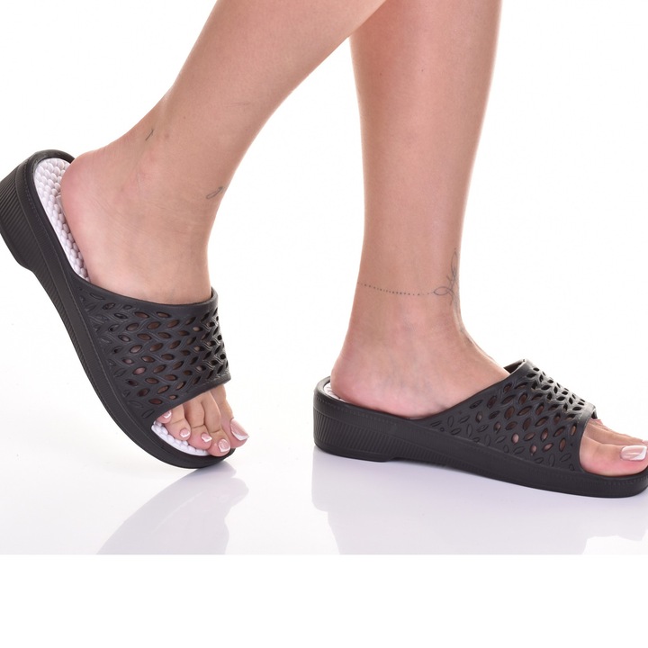 Slapi Martinus cu platforma, usori, confortabili, negru, spuma medicala