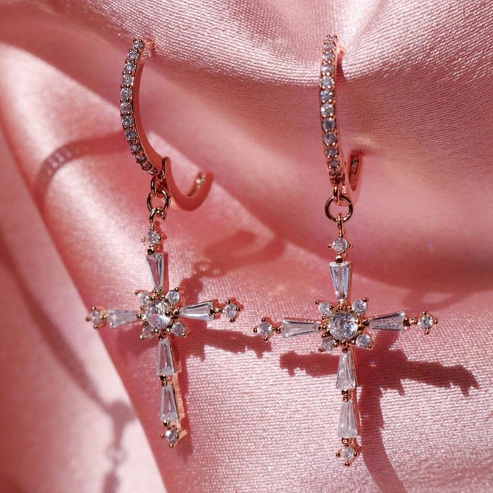 Cercei rose gold, forma de cruce, cu pietre din zirconiu, Conrad C7, Pursehuit