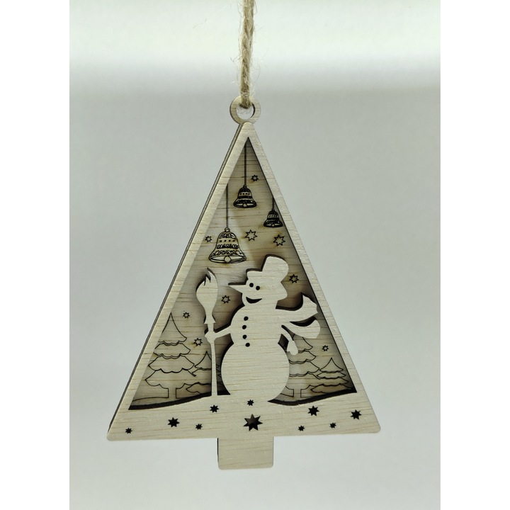 Glob din Lemn in Forma de Brad - Om de Zapada