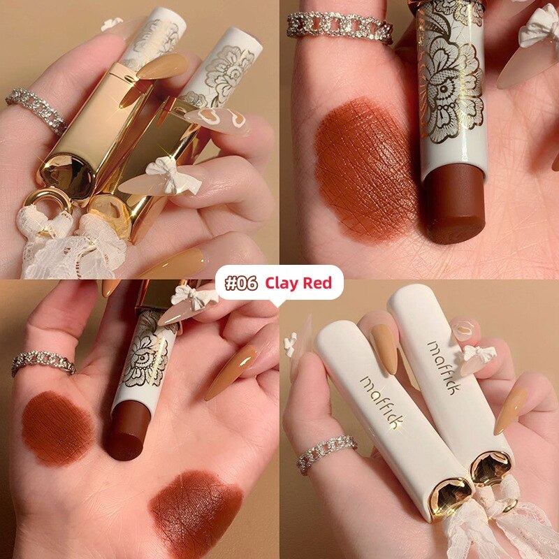 Ruj mat Maffick, 3.6g, Japanese clay rosu, 9cm - eMAG.ro