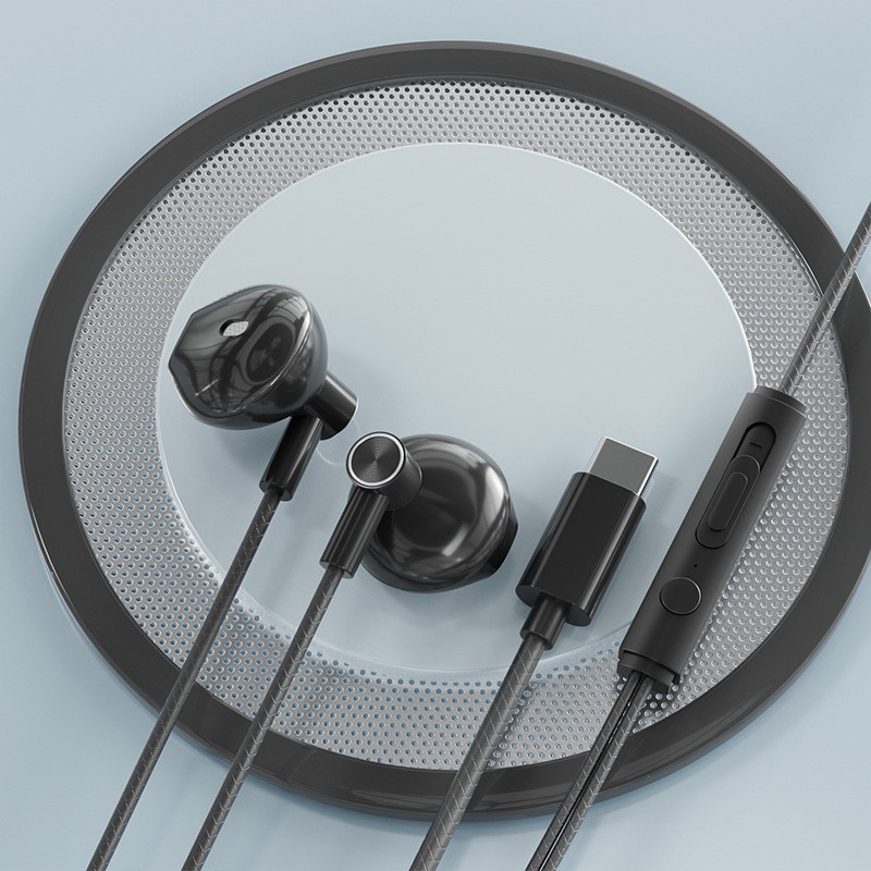 Casti cu fir, in-ear, negru, tip C, design elegant, sunet de inalta fidelitate