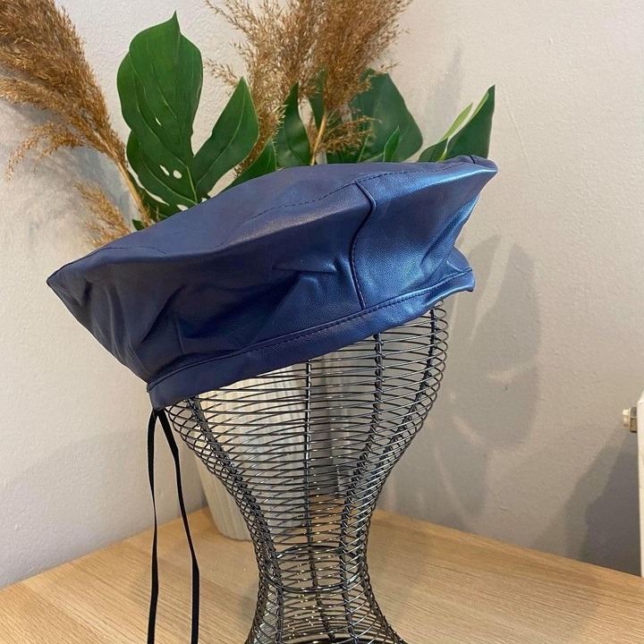 Bereta bleumarin, din piele ecologica, Sophy, Pursehuit