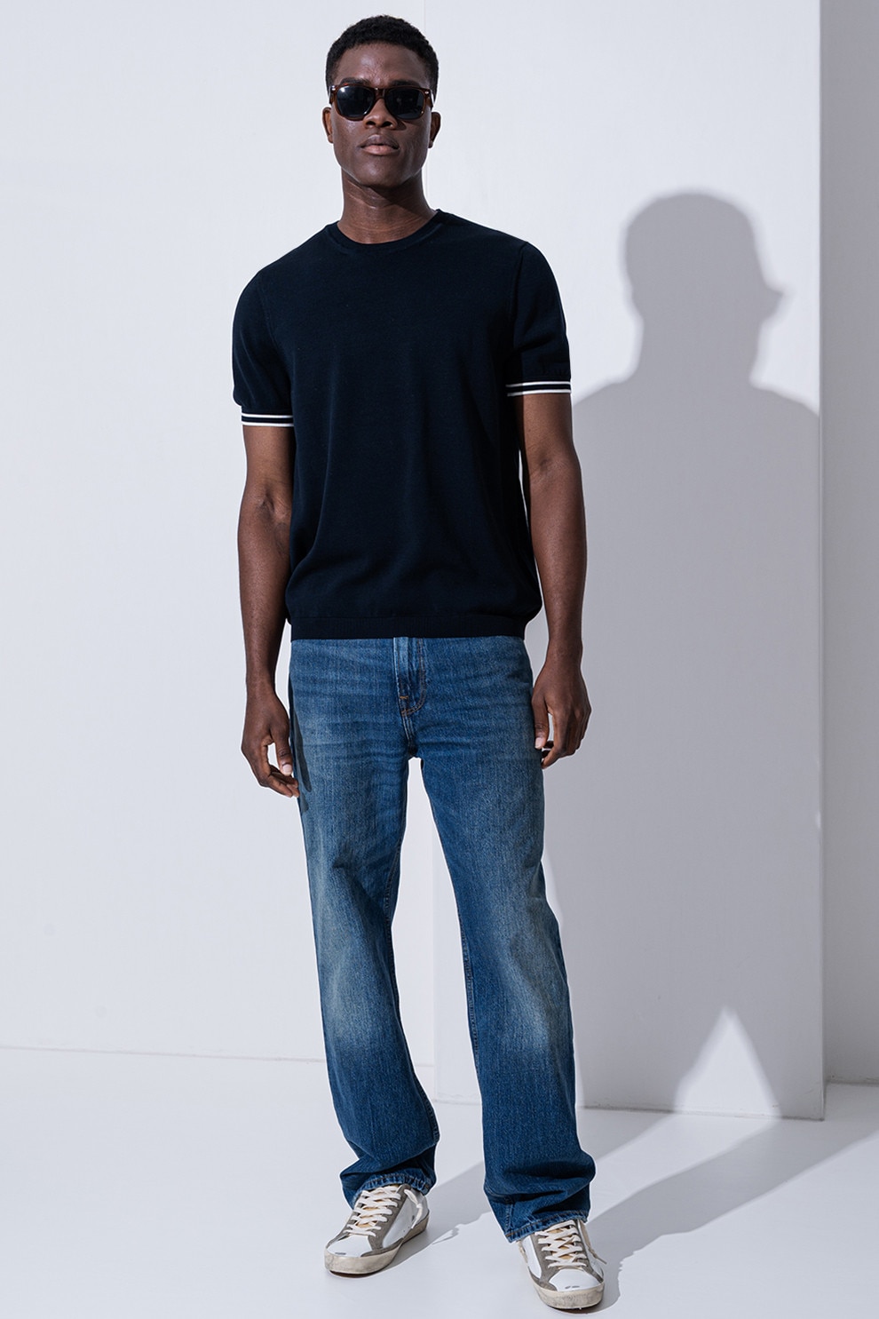 Tommy Hilfiger, Tricou din bumbac cu decolteu la baza gatului, Alb murdar, Bleumarin, M