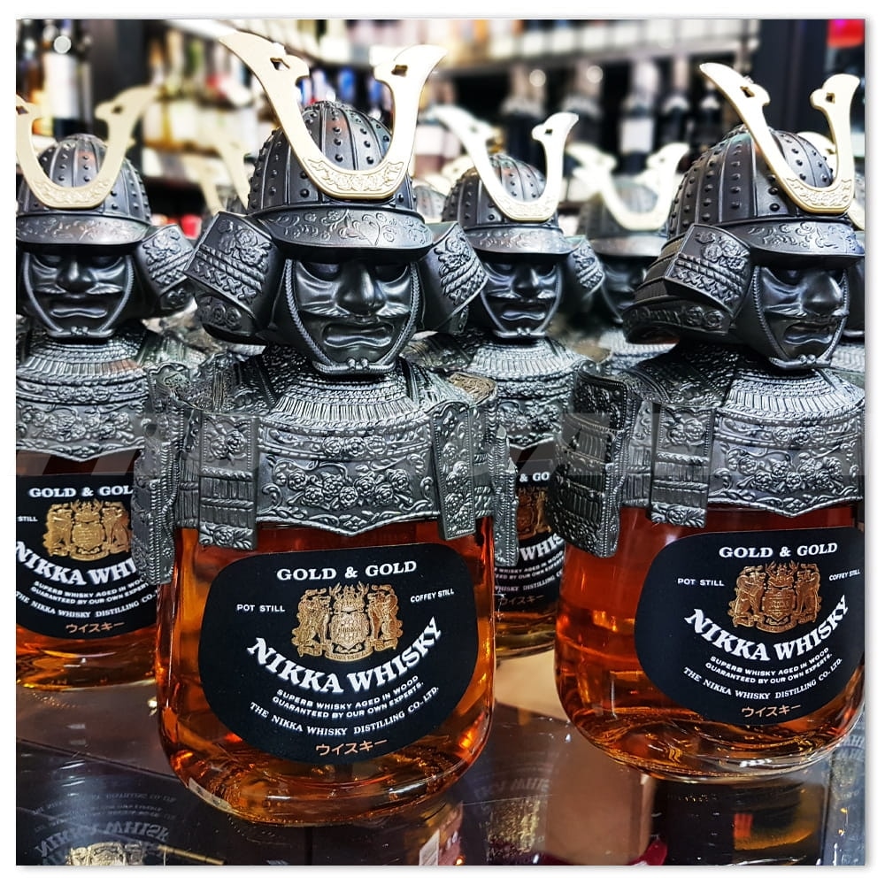 Whisky Nikka Gold & Gold Kabuto, Samurai Whisky, 43%, 0.75l - eMAG.ro