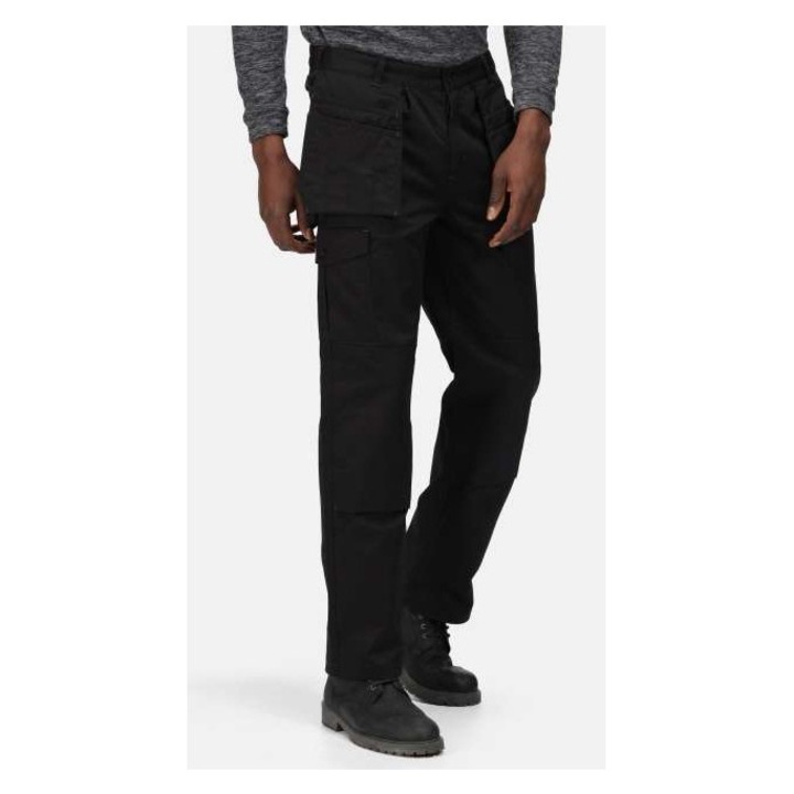 Férfi cargo nadrág, professzionális, tokos zsebekkel, Regatta RETRJ501R, Fekete, 38