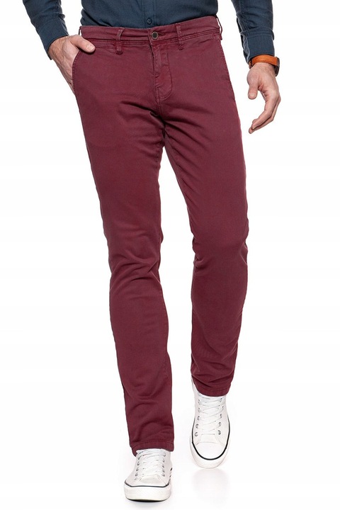 Pantaloni Barbati, Mustang, Model CLASSIC CHINO, Croiala Clasica Regular Fit, Picioare Conice, Comozi Si Elastici, Buni Pentru Birou Si Fiecare Zi, Cu Fermoar, 5 Buzunare, Marimea W28-L32, Rosu