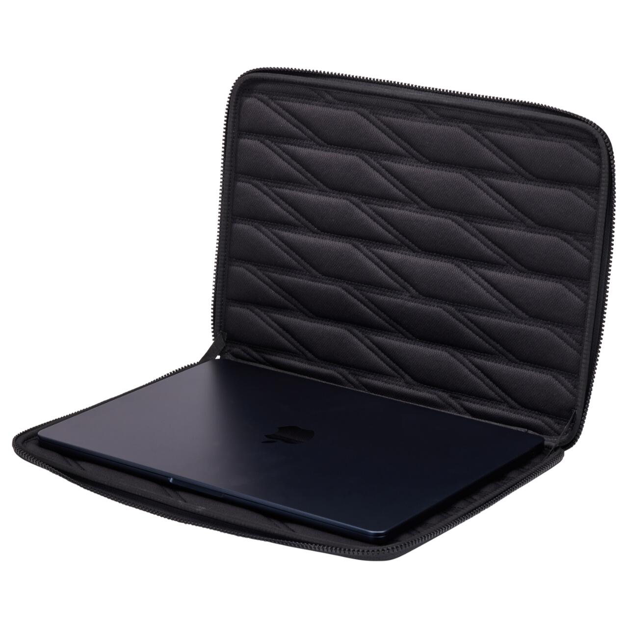 Husa tip manson Thule Gauntlet 5, MacBook, 16", Negru