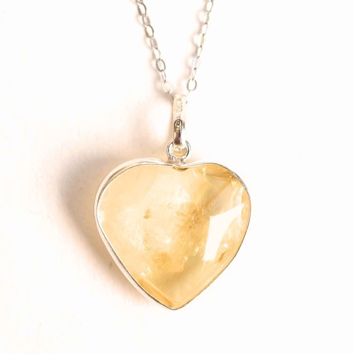 Szív alakú nyaklánc citrinnel és 925-ös ezüsttel, 1,8cm, 40+5cm, teljes méret 2,83g