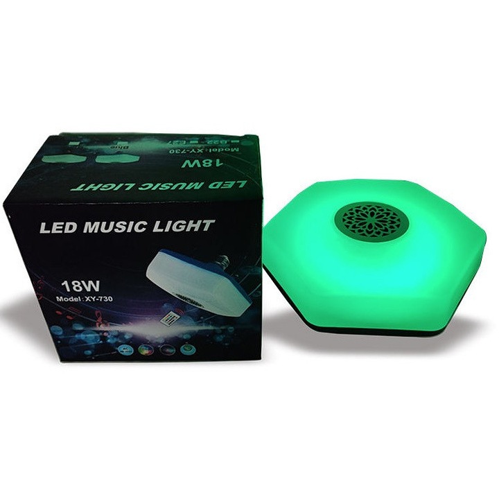 Kör alakú, 18 W-os zenélő LED izzó távirányítóval