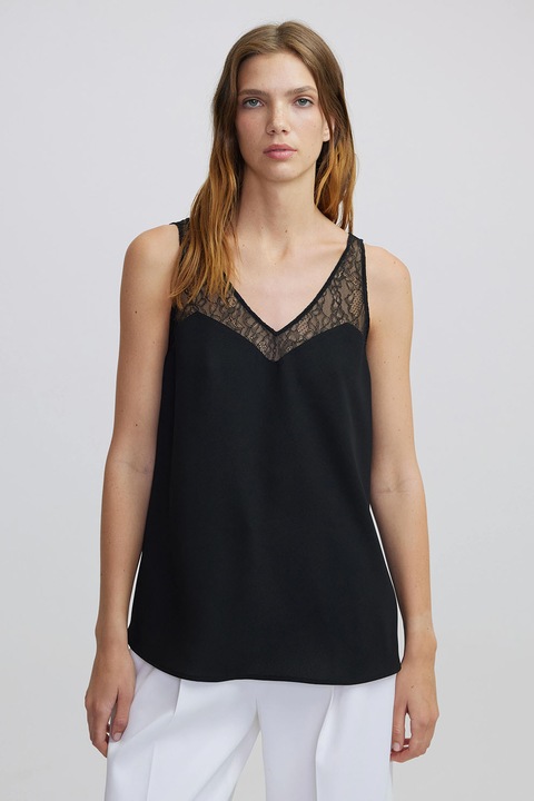 Ipekyol, Top lejer cu garnituri de dantela, Negru