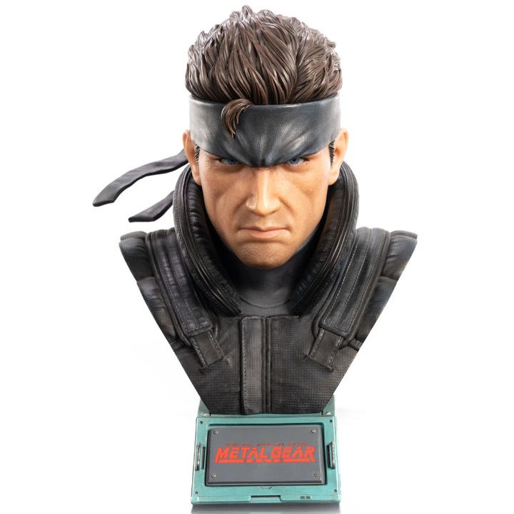 Фигурка FIRST4FIGURES Metal Gear Solid Solid Snake, 30x30x30 см, многозначна