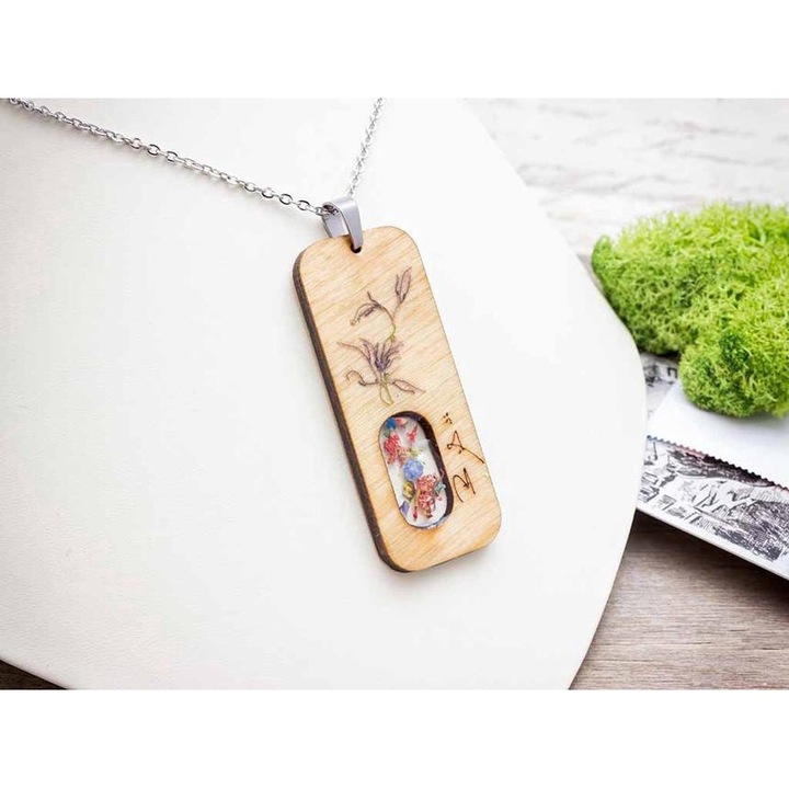 Колие от стомана с билкова градинска смола