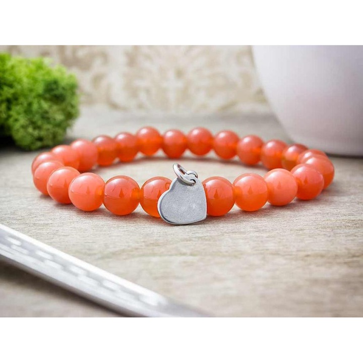 Szivecskés karneol ásvány karkötő