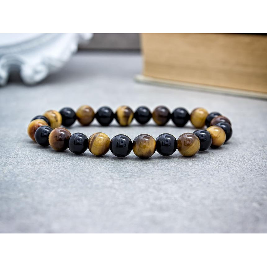 Гривна с черен тигър и смесени минерали