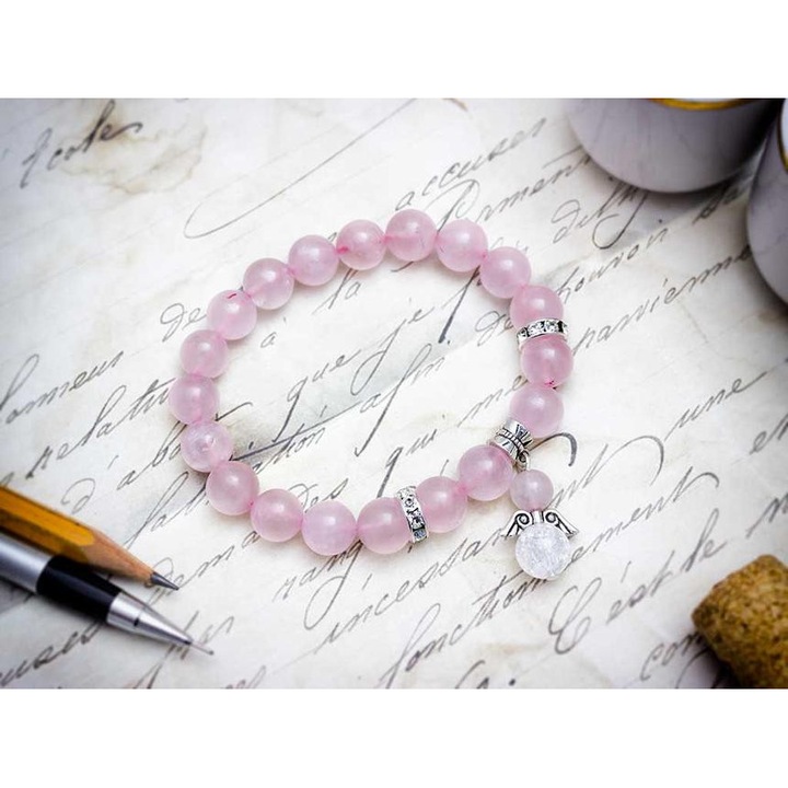 Гривна от минерален розов кварц „Блестящ ангел в снега“